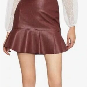 Women’s Burgundy Ruffled Hem Mini Skirt